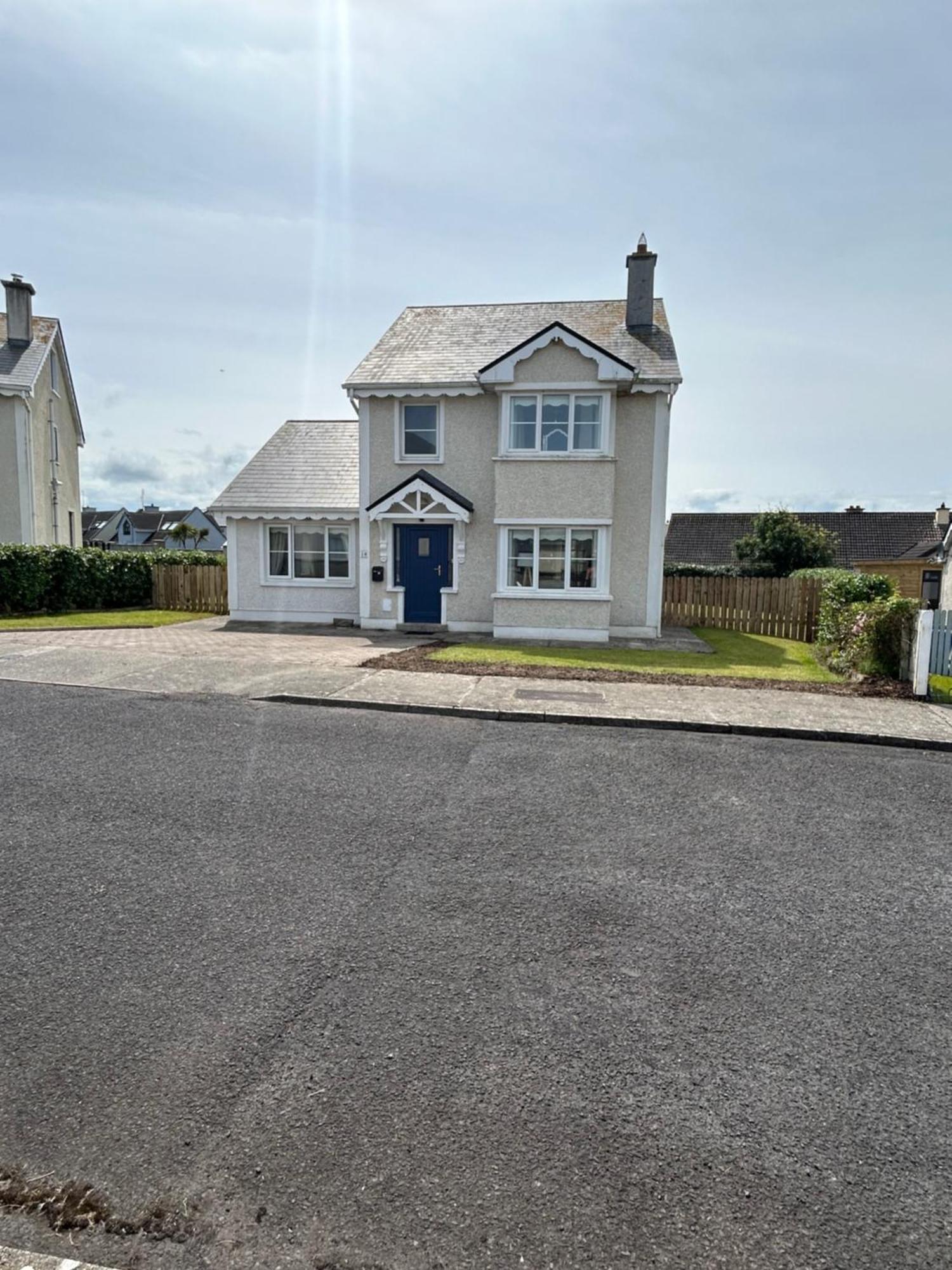 Seaview Villa Enniscrone Exteriör bild